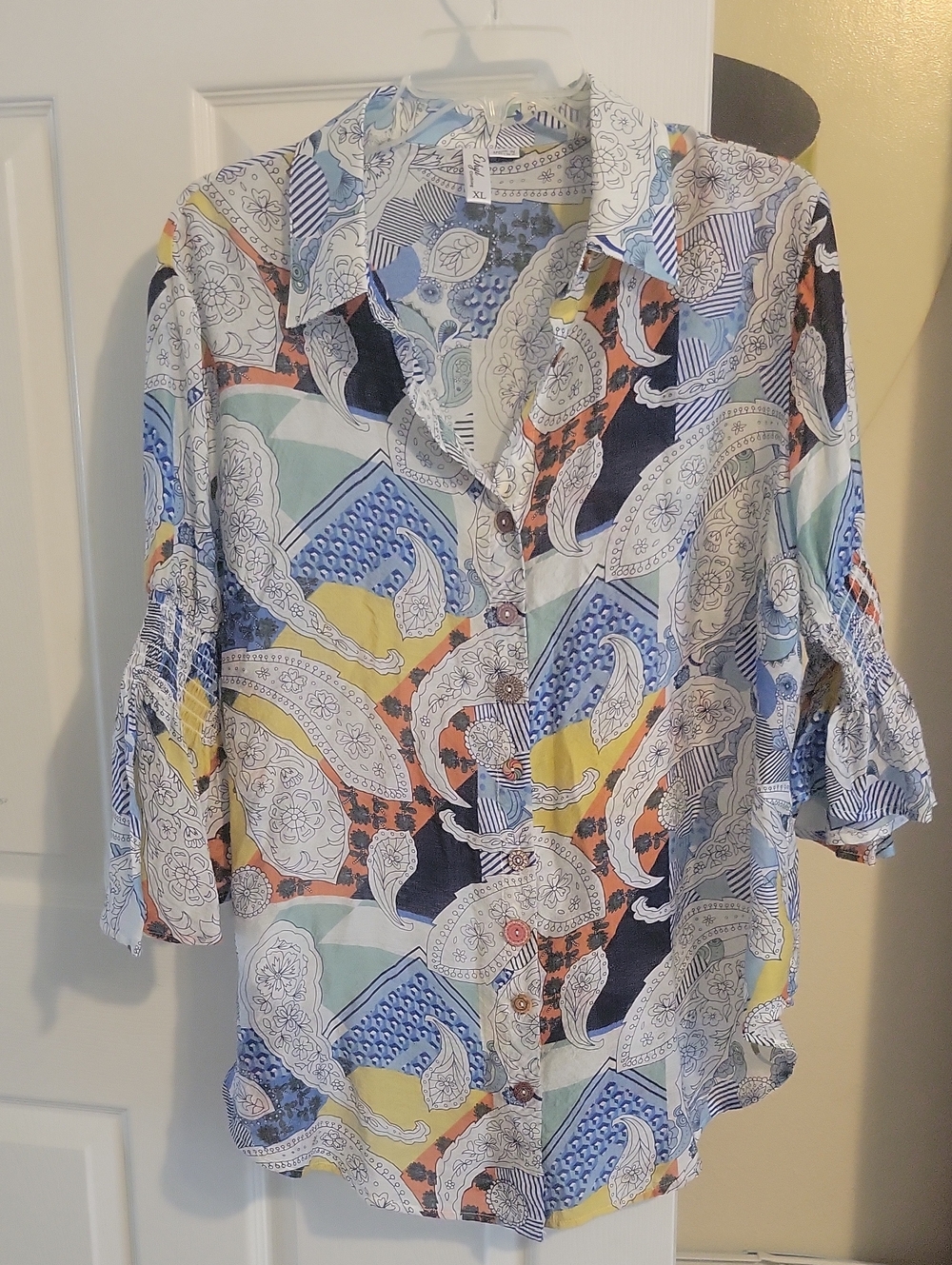 Ethyl Sheer Boho SzXL Lightweight Multicolor Paisley Button-Down Shirt